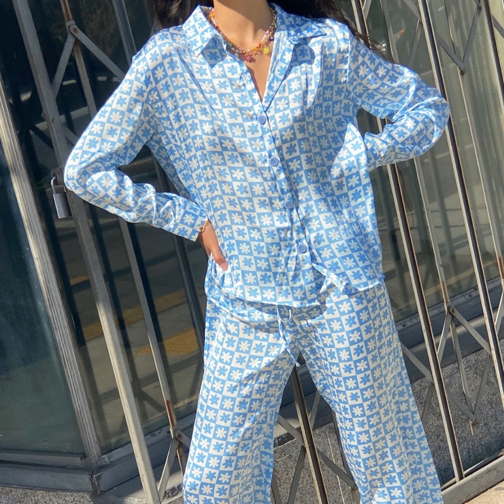 Lisa Says Gah Bailey Set